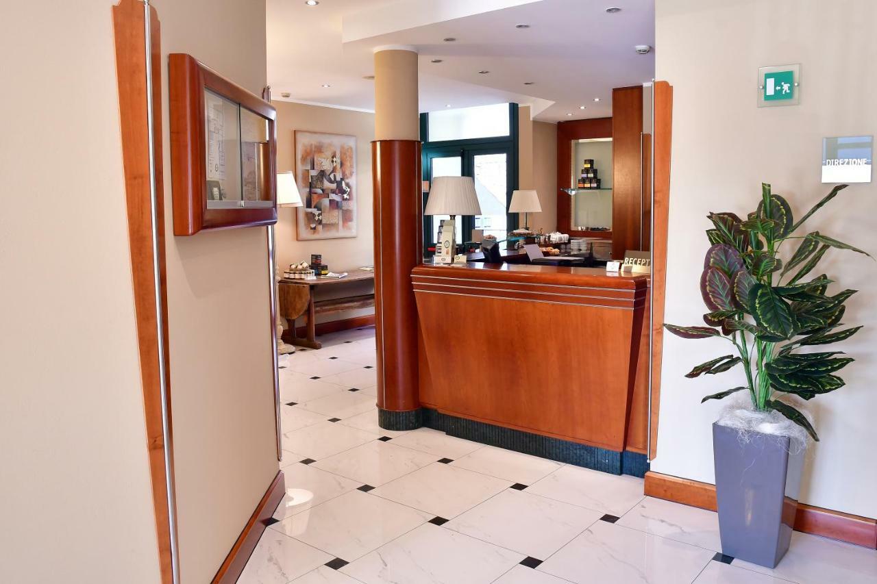 Albergo Ristorante San Marco カルマニョーラ エクステリア 写真